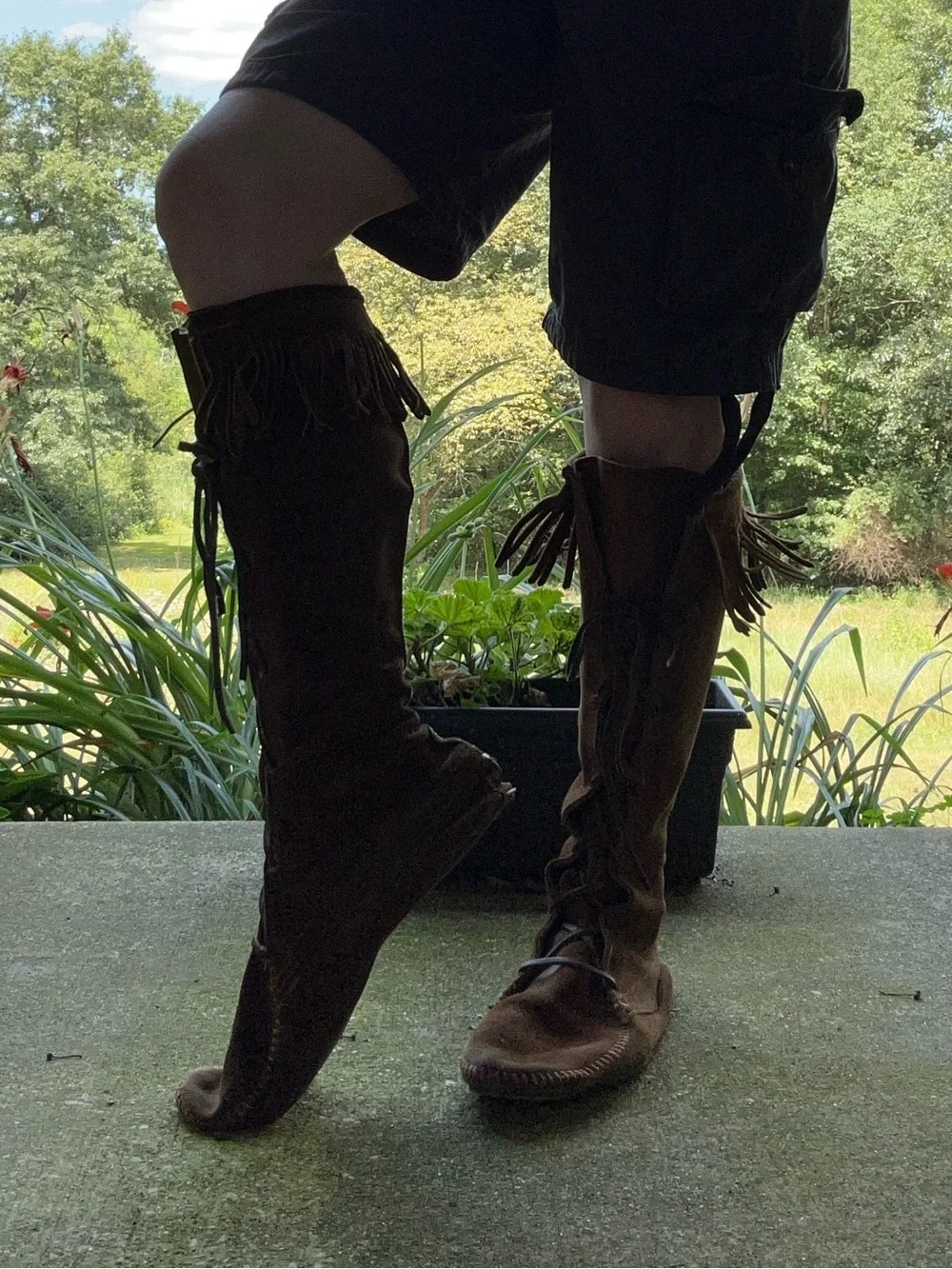 Vintage 70s Brown Suede Leather Lace-Up Fringe Knee-High Moccasins Boots
